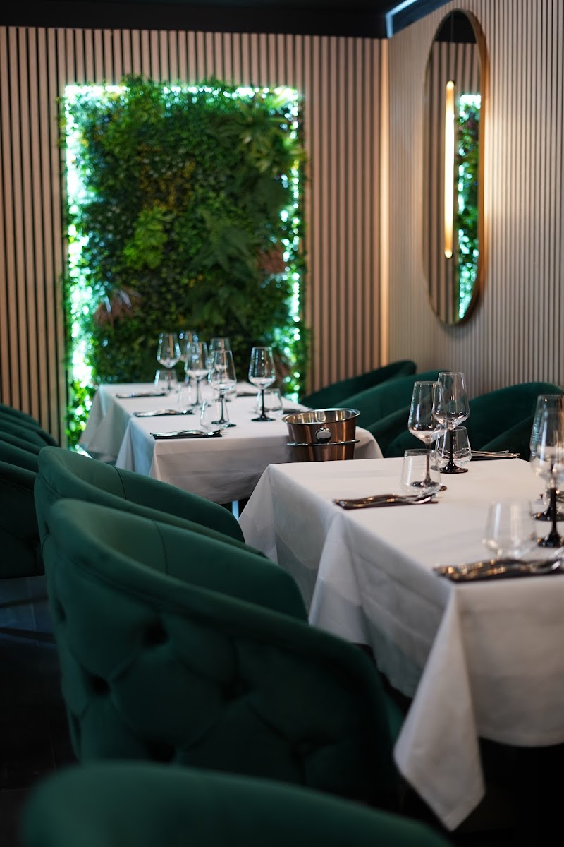 Modern Lagny-Sur-Marne